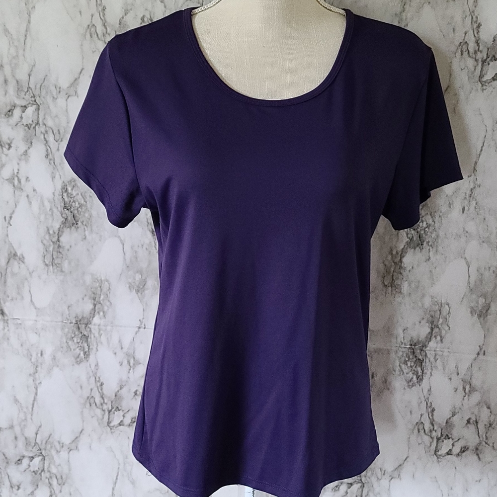 Scott Taylor dressy tee size large